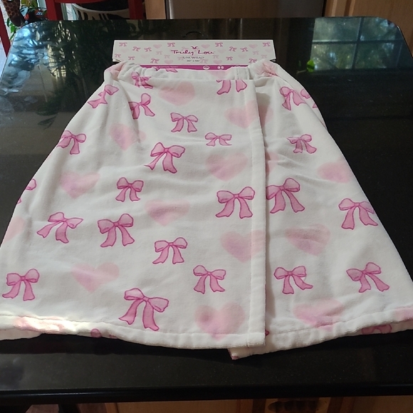 TRULY Other - 🎀Truly Lou Bow Spa Wrap